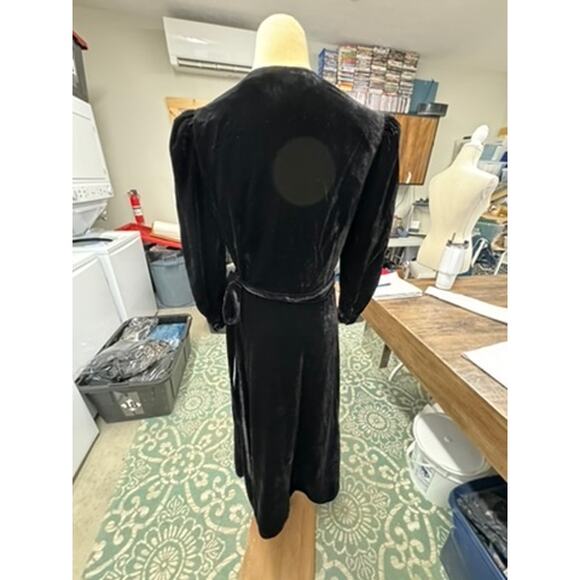 NWT!! RHODE‎ "LAINEY" DRESS ,Black,Goth,Halloween, Velvet, Wrap, - Picture 3 of 16